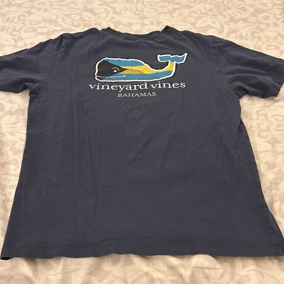 Vineyard Vines cotton t-shirt - Bahamas theme. - Picture 4 of 5